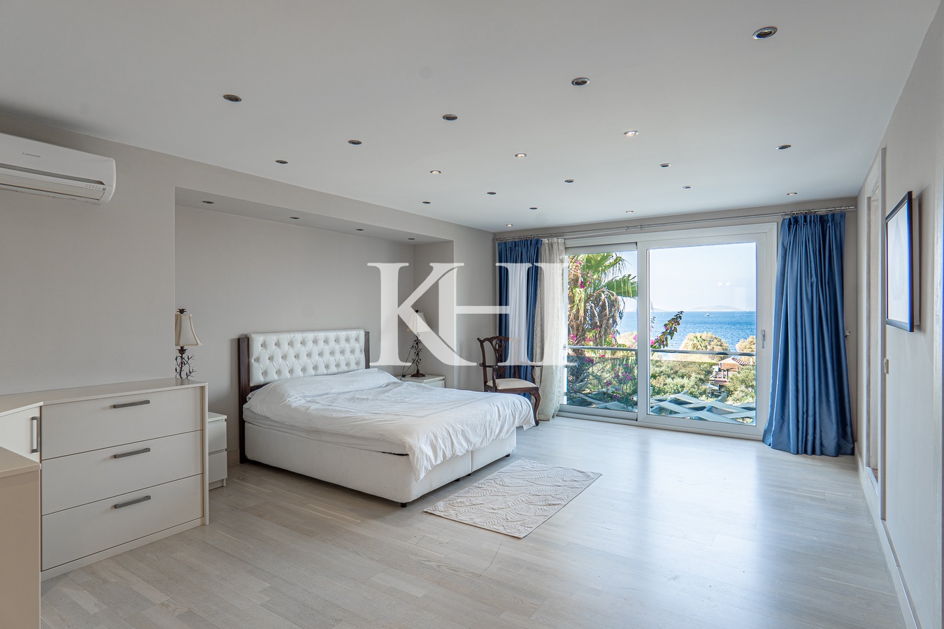 Stunning Sea-View Yalikavak Villa