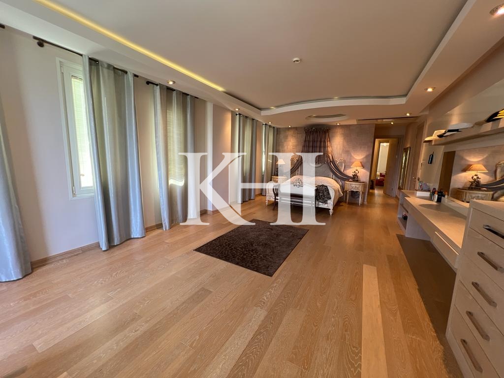 Private Sea Front Property