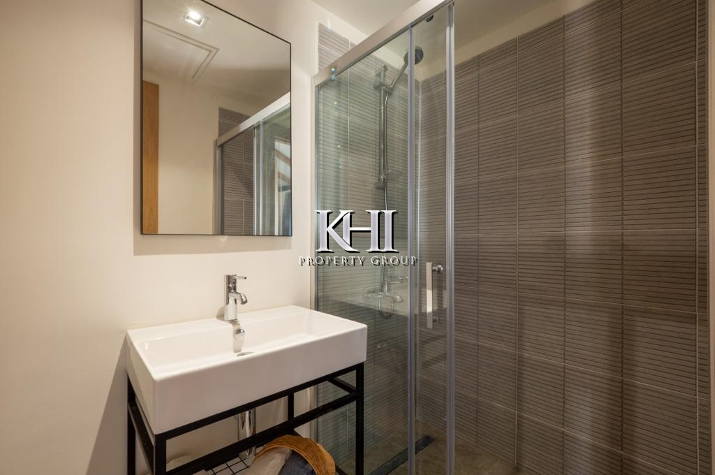 Prime Location Luxury Villa