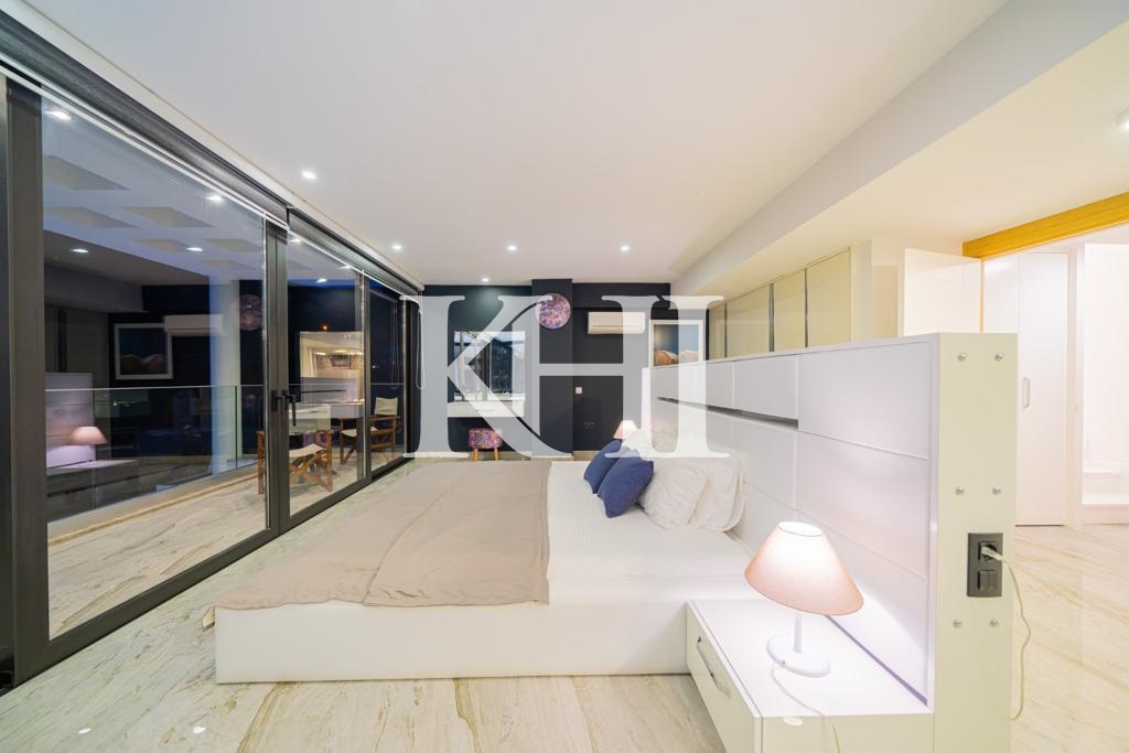 Modern Luxury Sea-View Villa