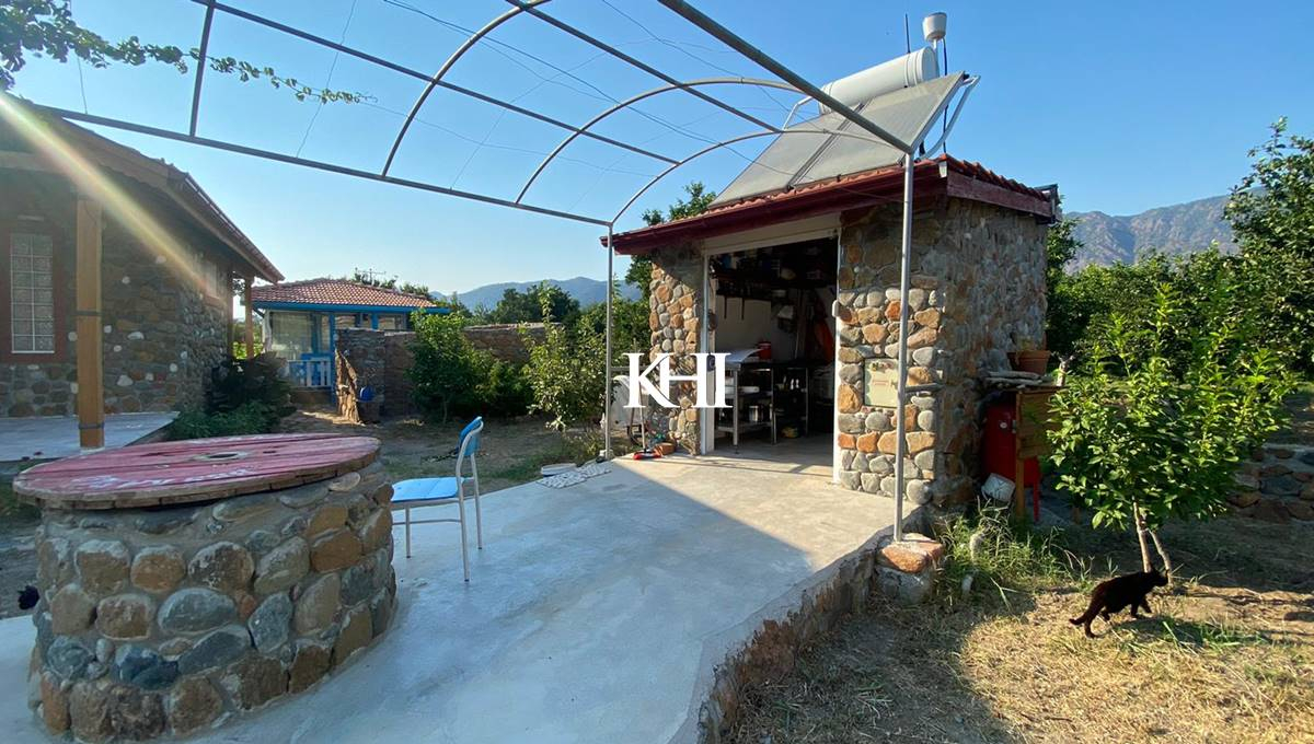 Characterful Koycegiz Cottage and Annexe
