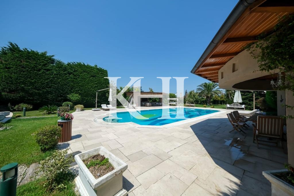 Spacious Luxury Villa in Beykoz