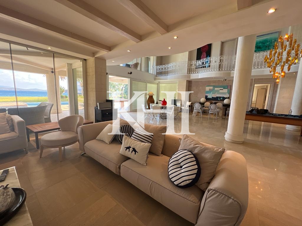 Private Sea Front Property