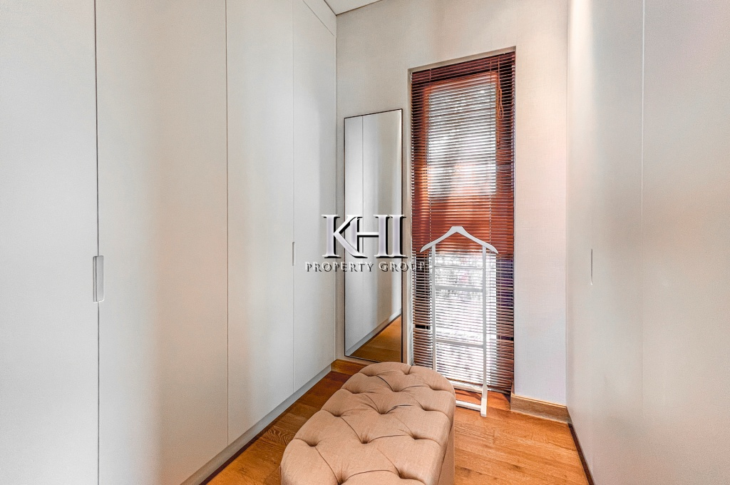 Luxurious Modern Sea-View Villa