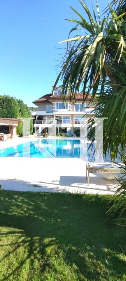 Spacious Luxury Villa in Beykoz