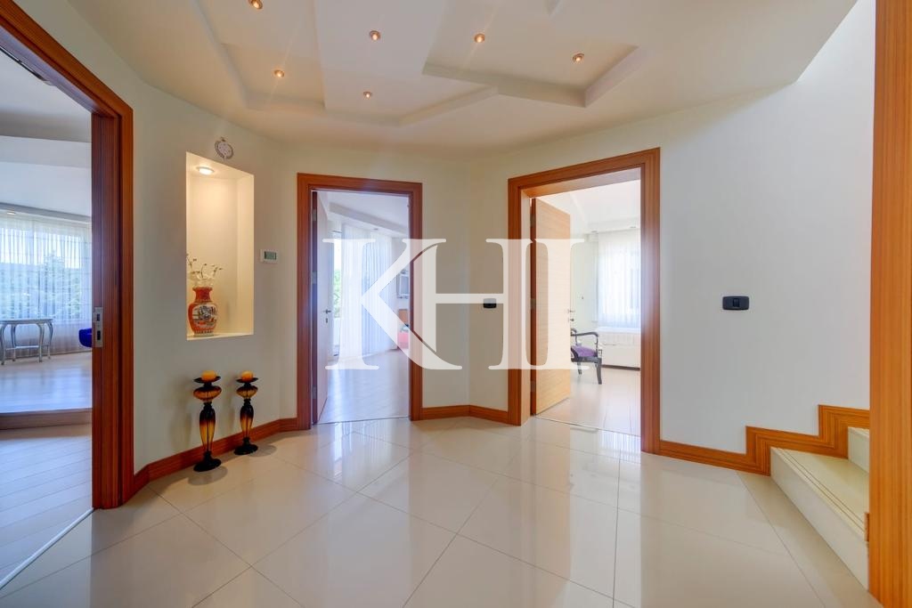 Spacious Luxury Villa in Beykoz