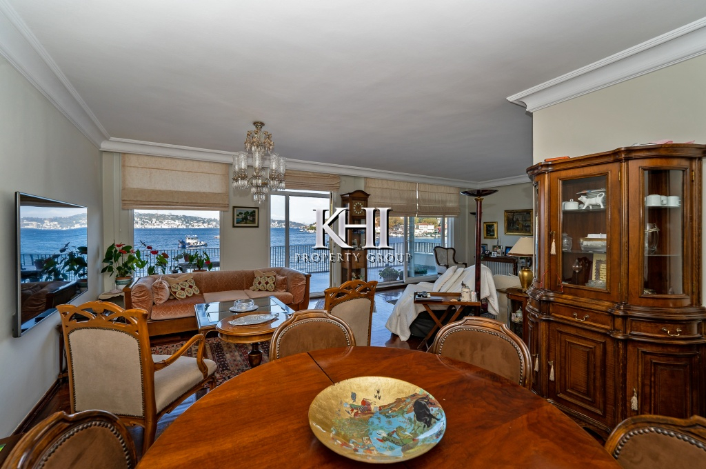 Luxury Mansion on the Bosphorus-Strait