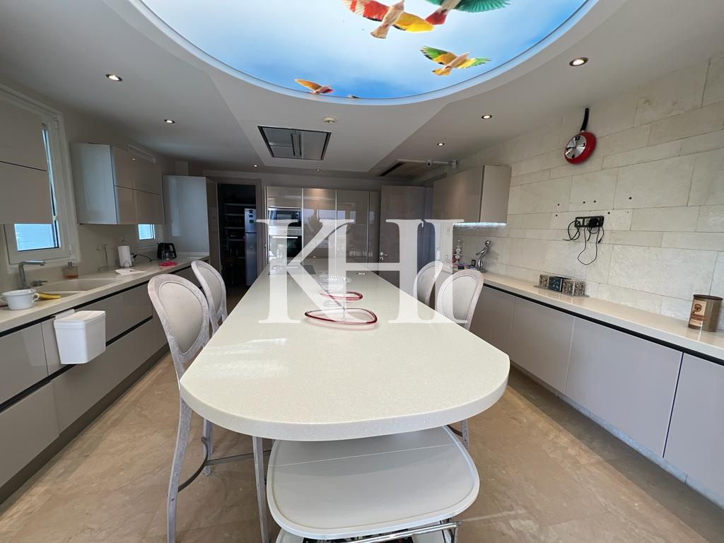 Private Sea Front Property