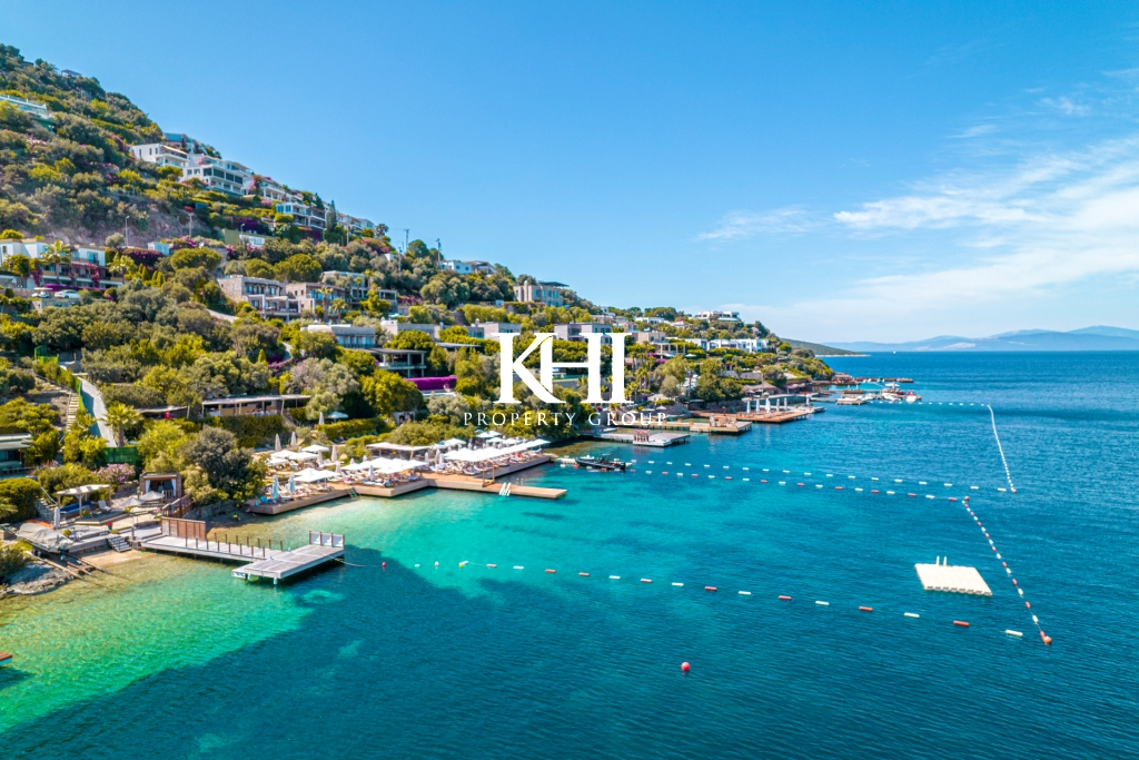 Luxury Seafront Duplex in Turkbuku