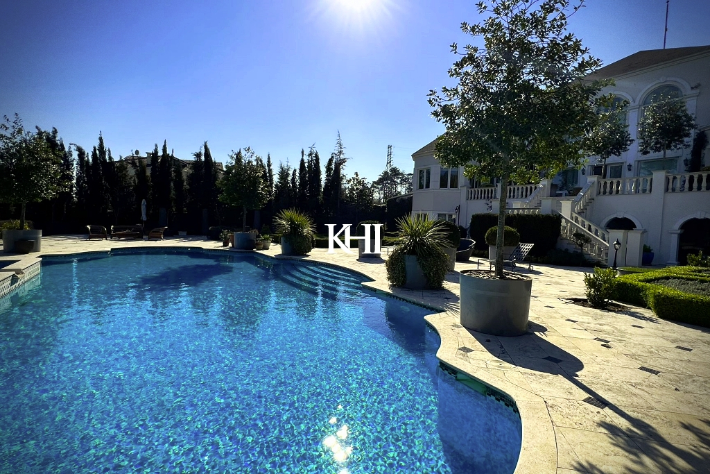 Stunning Luxury Istanbul Mansion