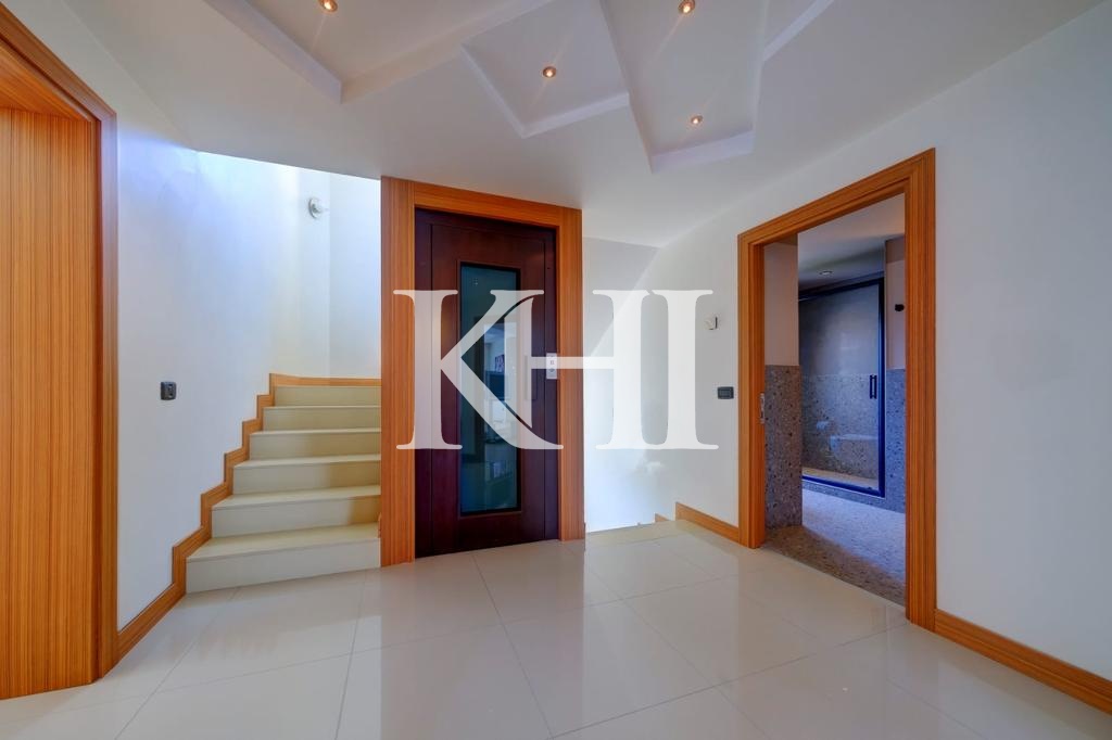 Spacious Luxury Villa in Beykoz