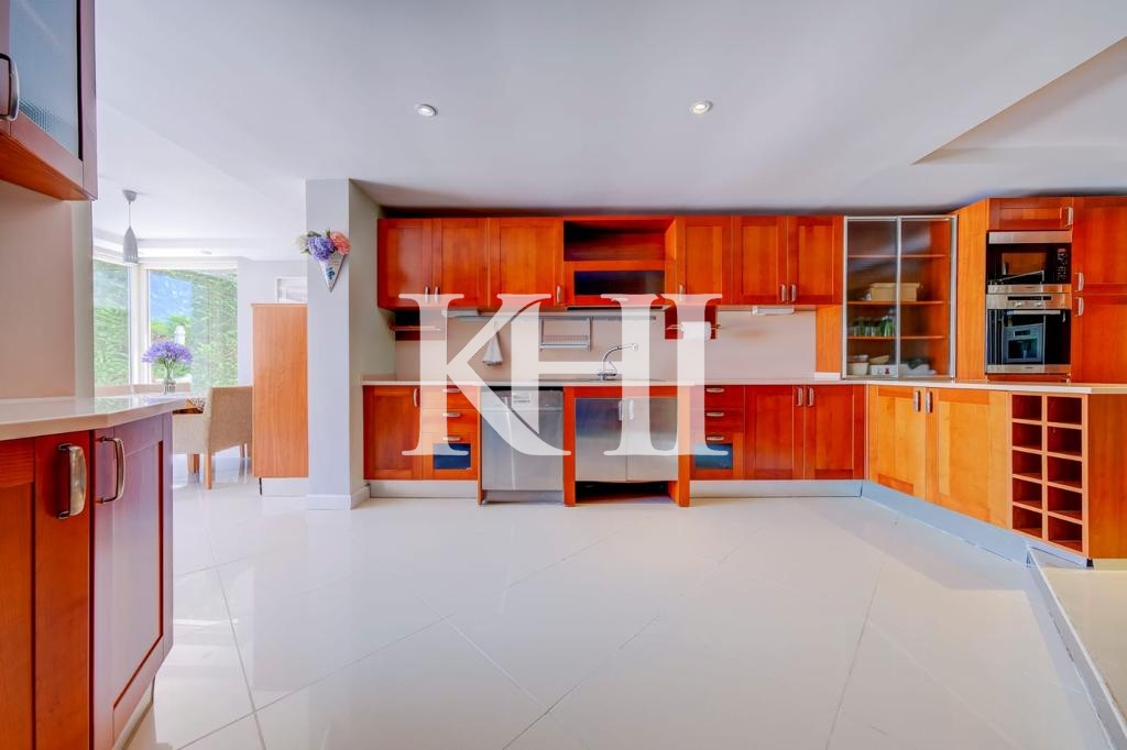 Spacious Luxury Villa in Beykoz