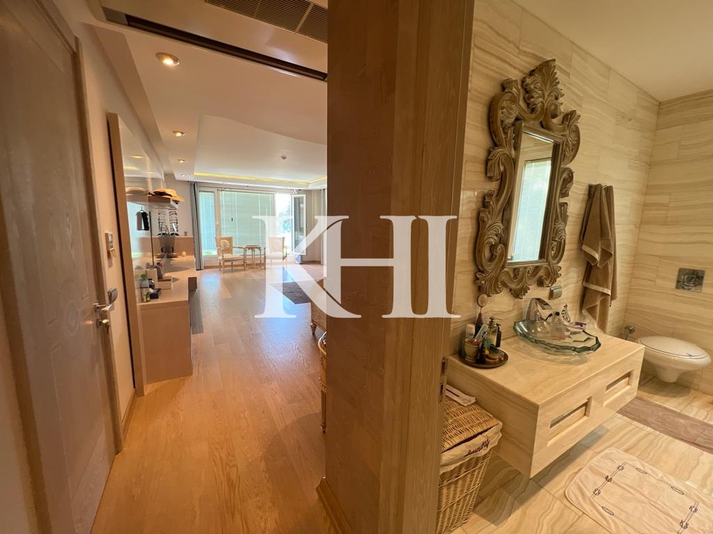 Private Sea Front Property