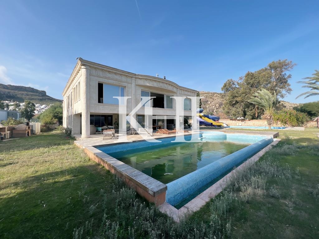 Private Sea Front Property