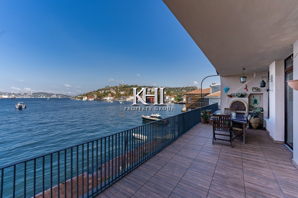 Luxury Mansion on the Bosphorus-Strait