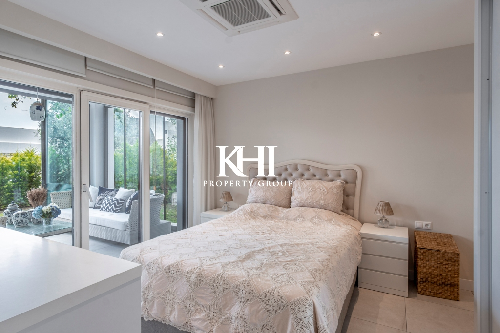 Luxury Apartment in a Complex