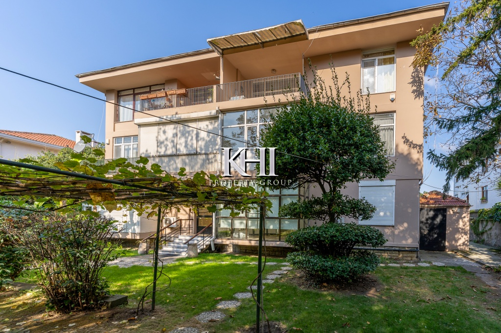 Luxury Mansion on the Bosphorus-Strait