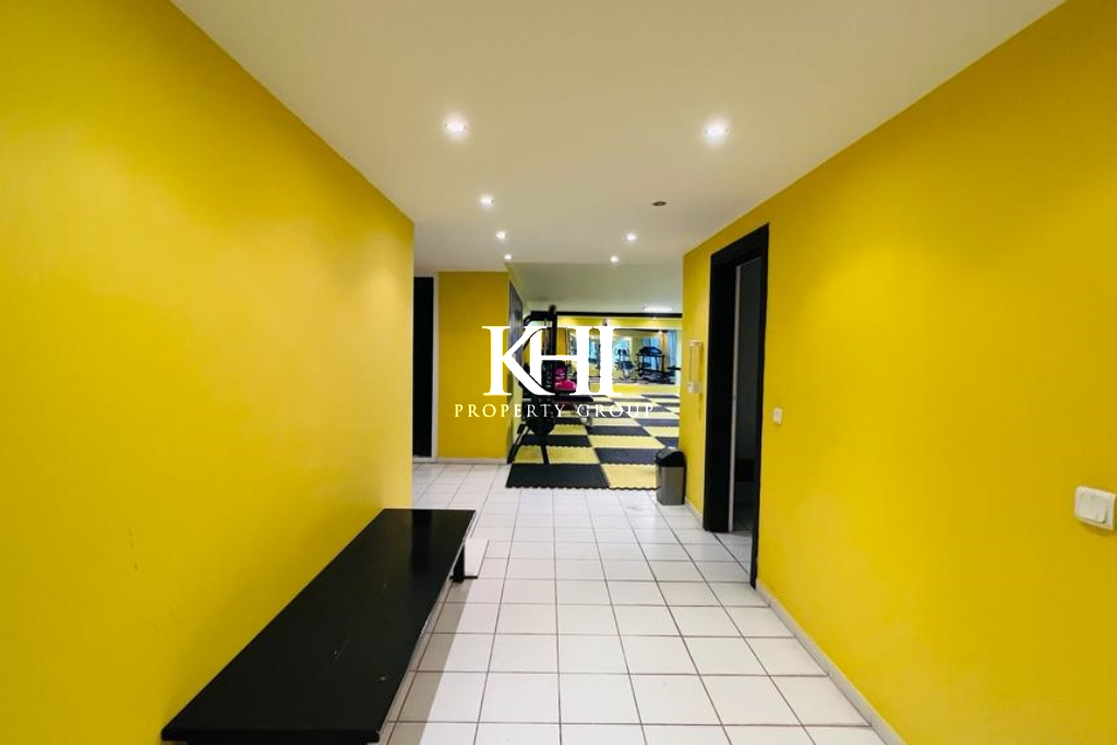 Seafront Contemporary Apartment