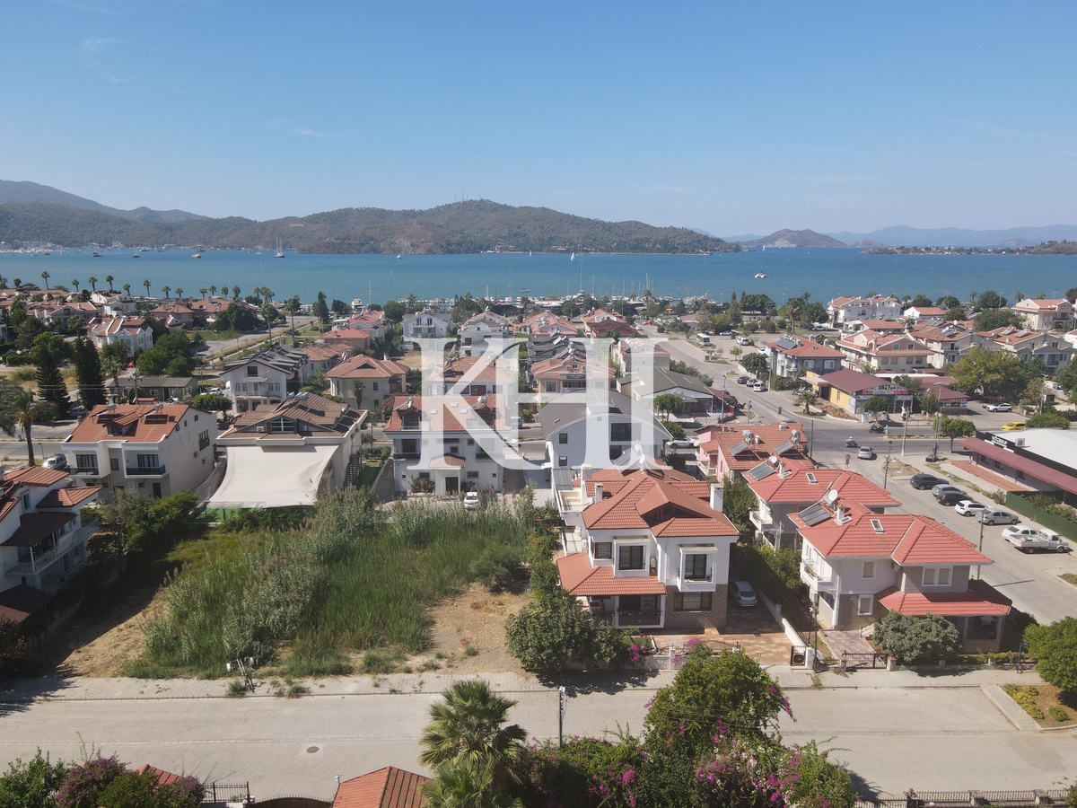 Spacious Villa For Sale in Calis