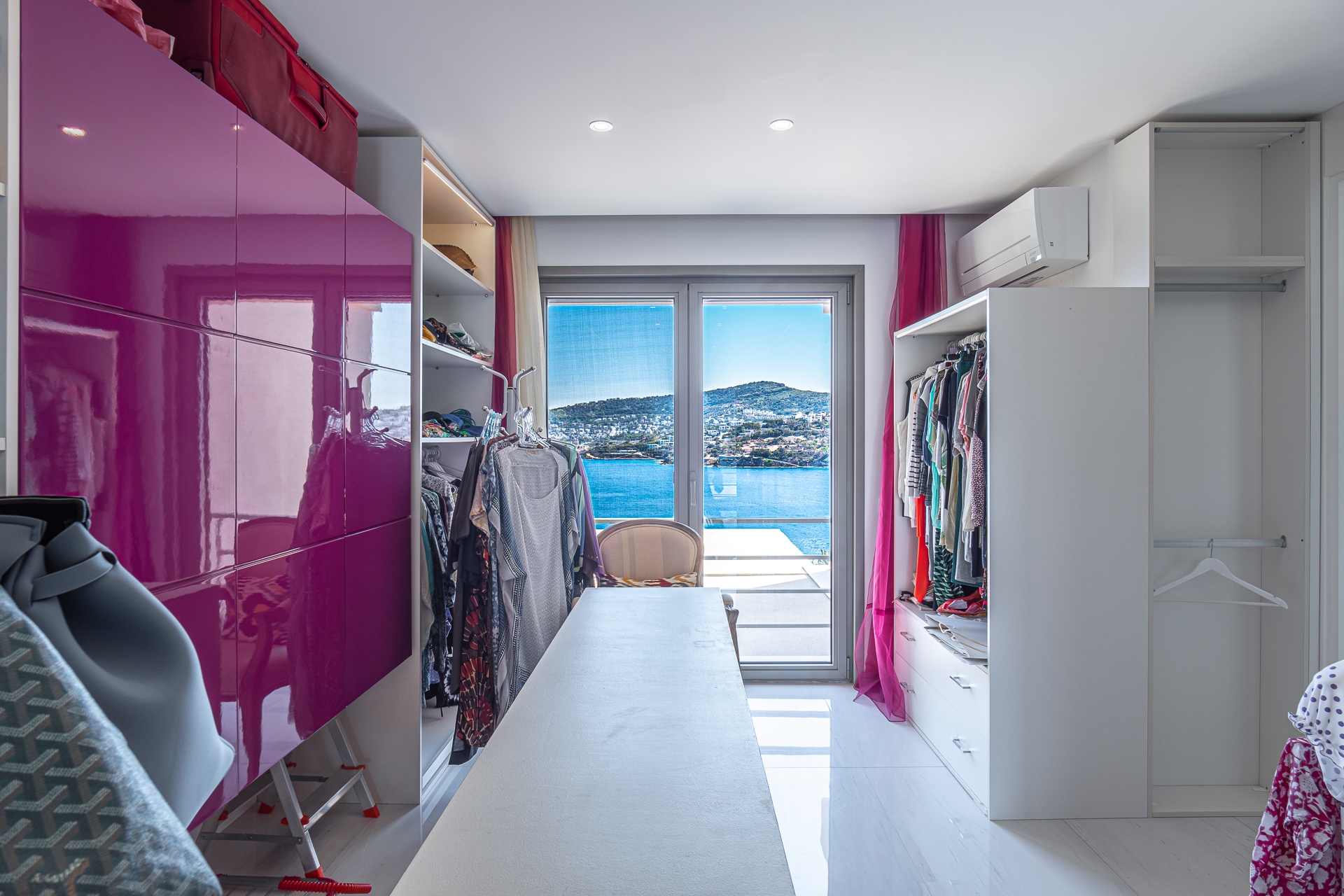 Luxury Villa with Sea-Views