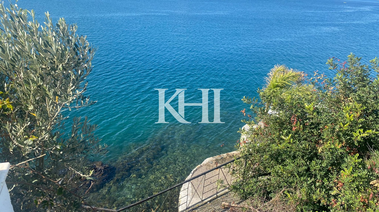 Sea-Front Sovalye Island Property