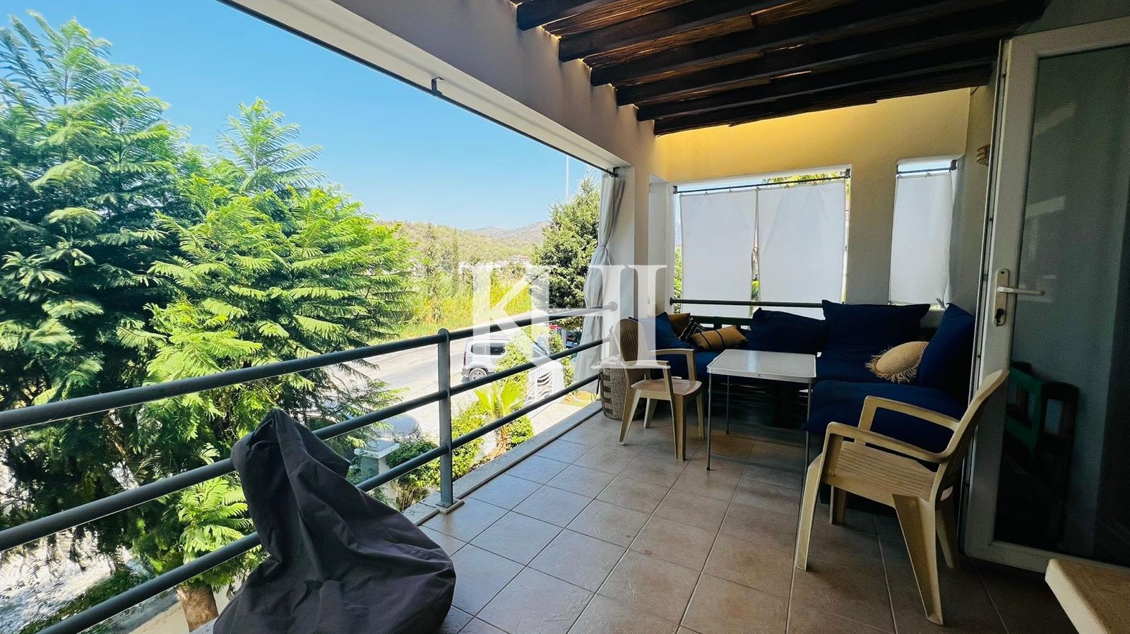 Three-Bedroom Duplex in Calis