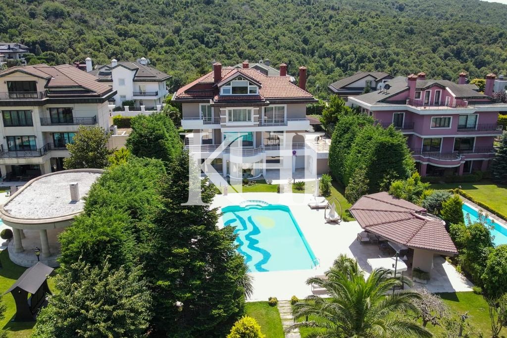 Spacious Luxury Villa in Beykoz