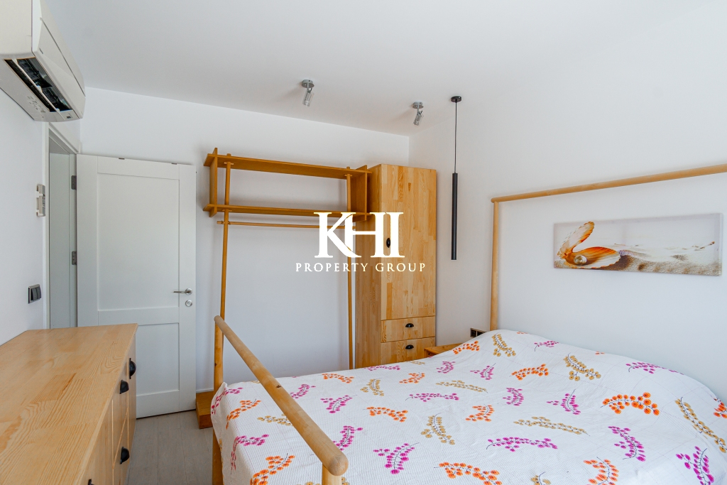 2 Bedroom Seafront Apartment