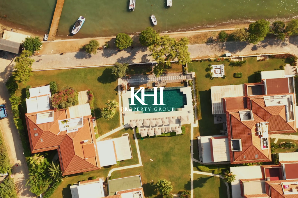 Seafront Contemporary Apartment