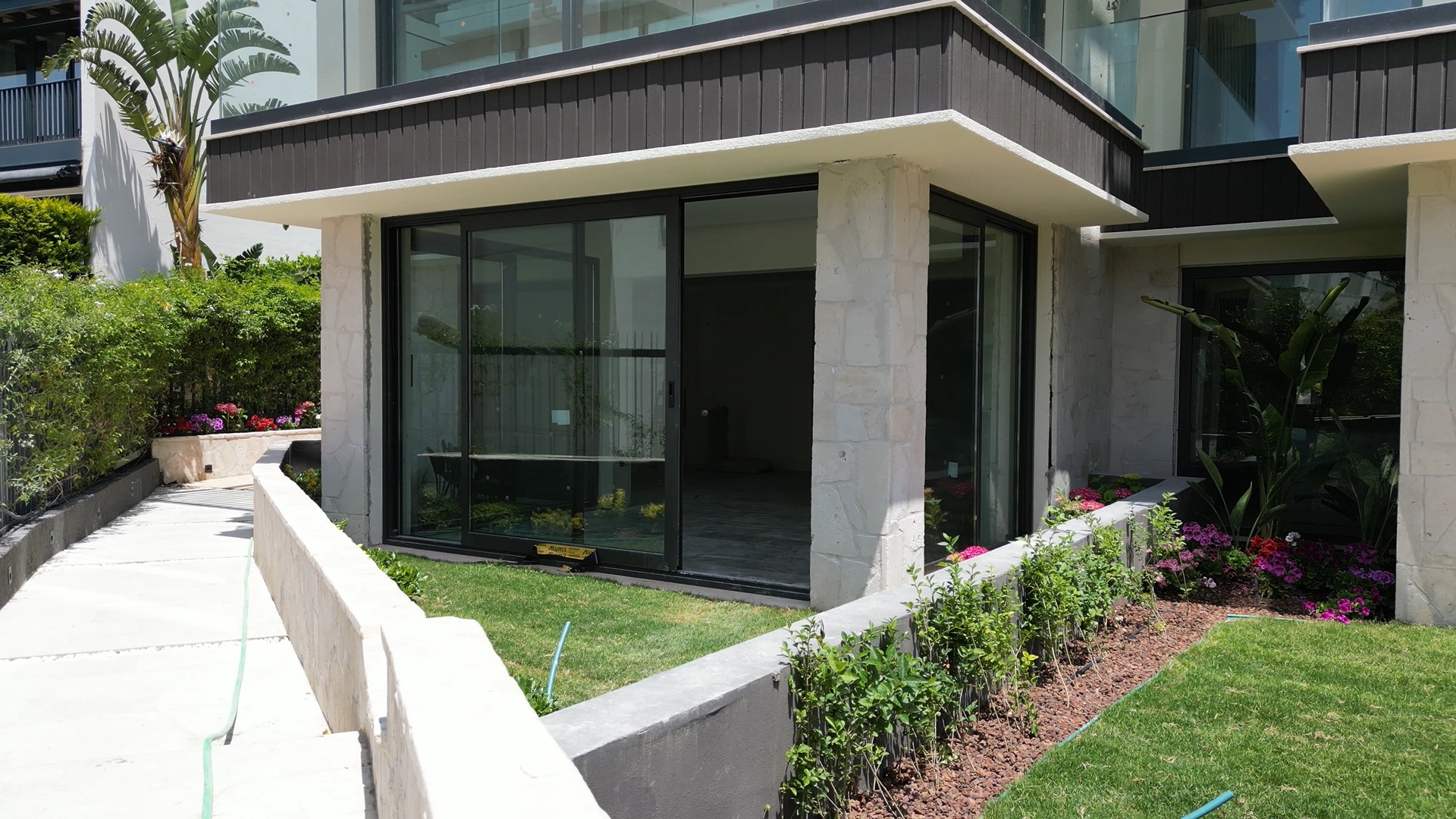 Prime Location Yalikavak Apartments