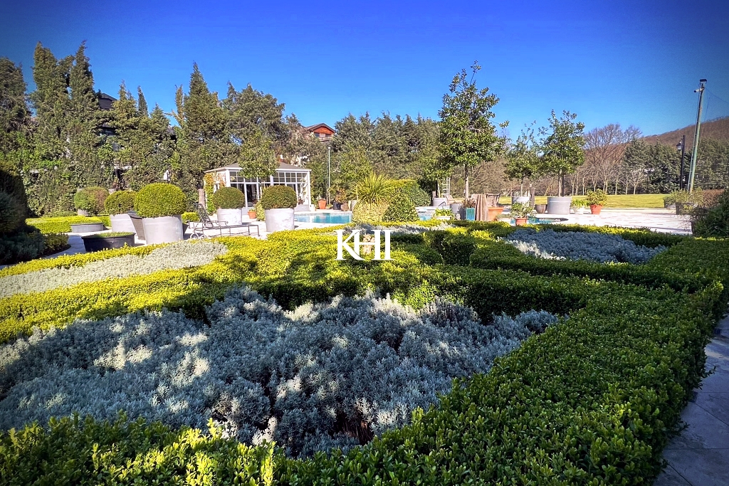 Stunning Luxury Istanbul Mansion