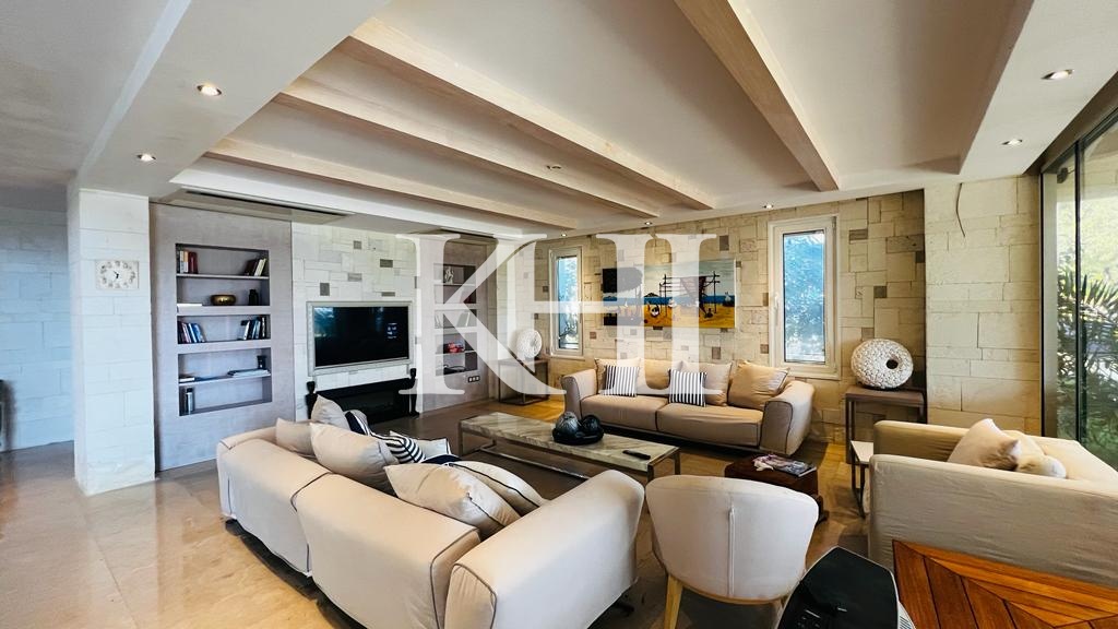 Private Sea Front Property