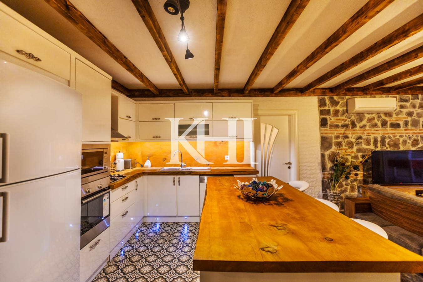 Detached Villa in Islamlar