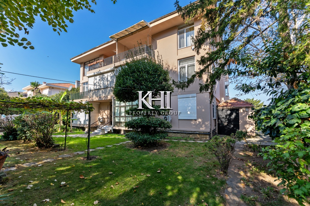 Luxury Mansion on the Bosphorus-Strait