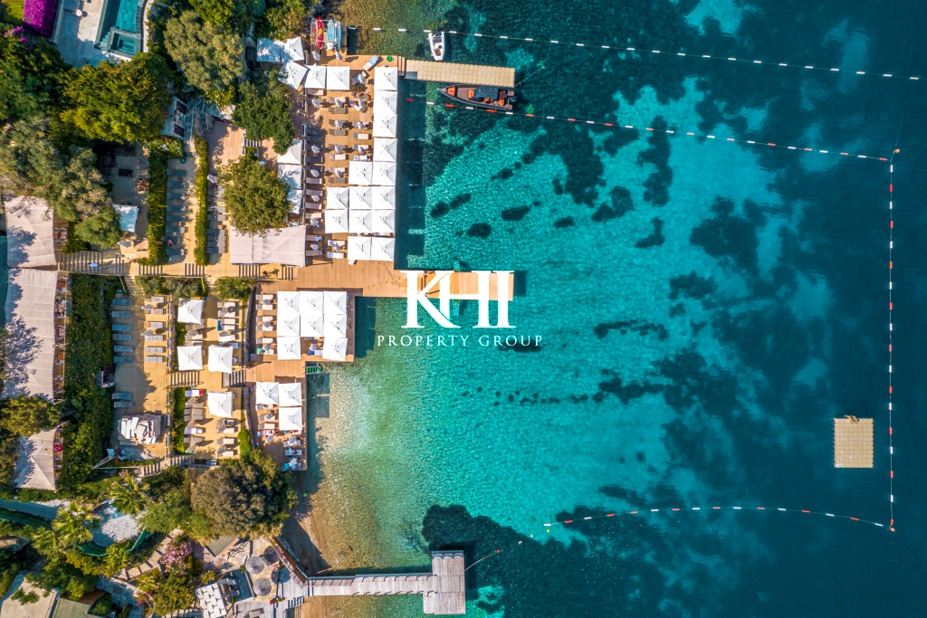 Luxury Seafront Duplex in Turkbuku