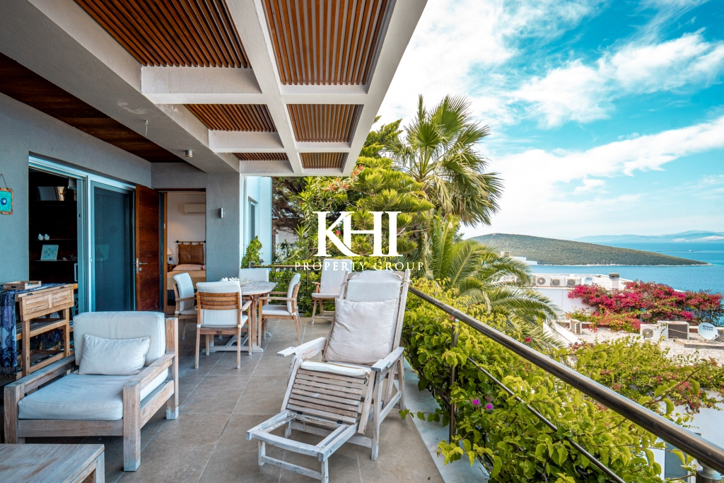 Luxury Seafront Duplex in Turkbuku