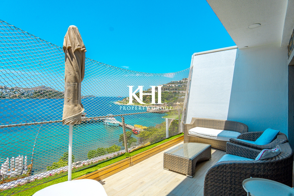 2 Bedroom Seafront Apartment