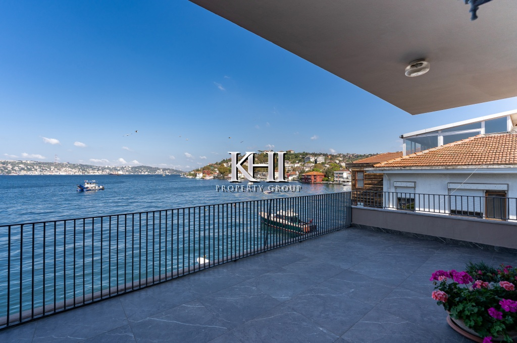 Luxury Mansion on the Bosphorus-Strait