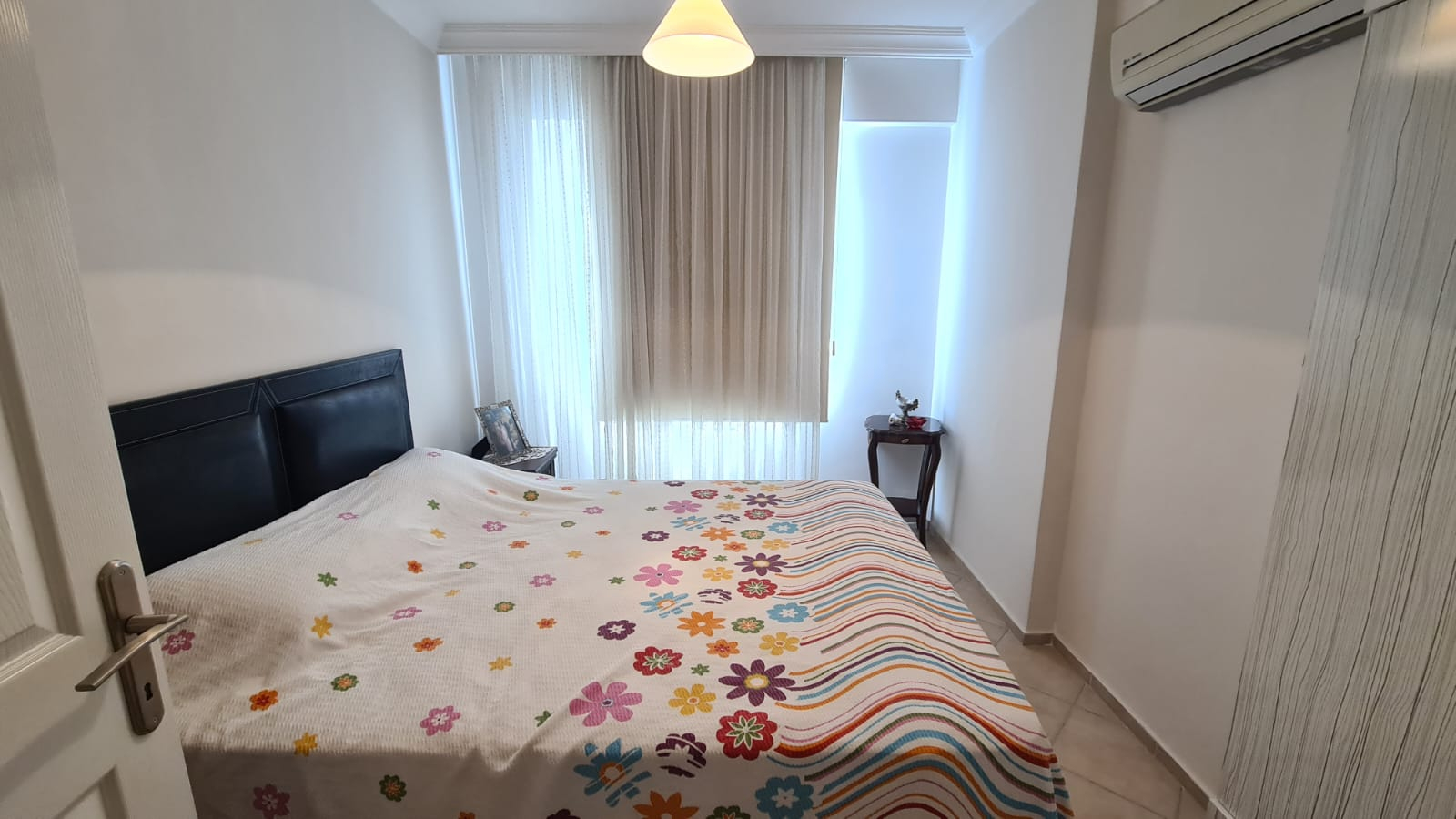 Central Location Sea-View Apartment