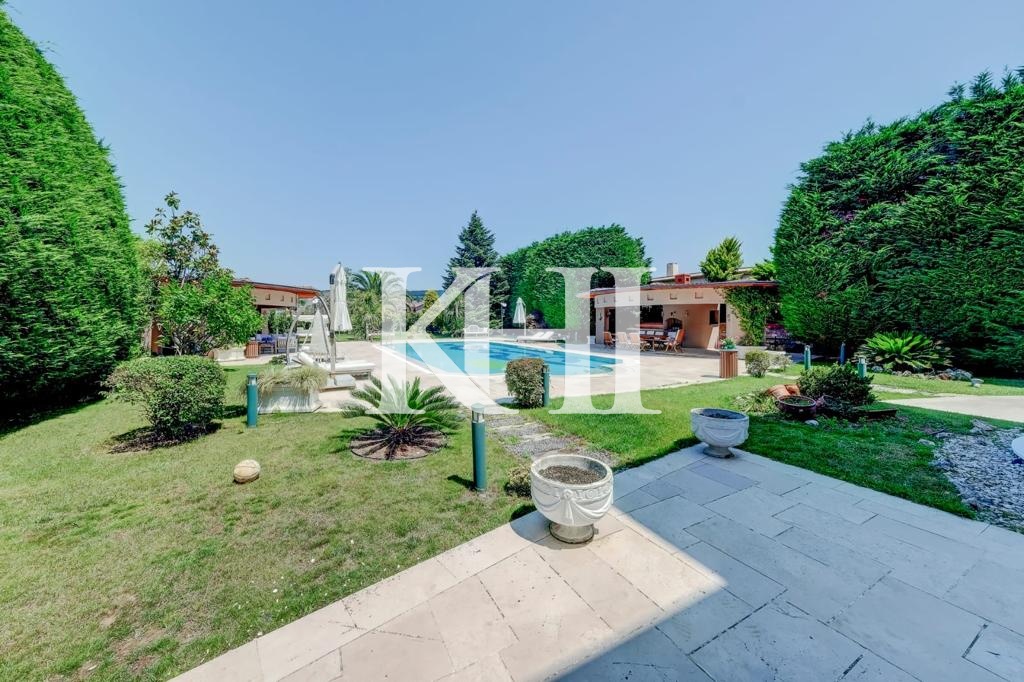Spacious Luxury Villa in Beykoz