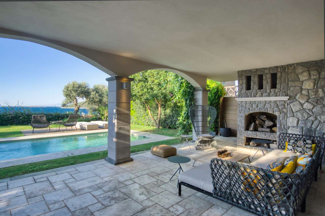 Stone-Built Seafront Villa in Bodrum