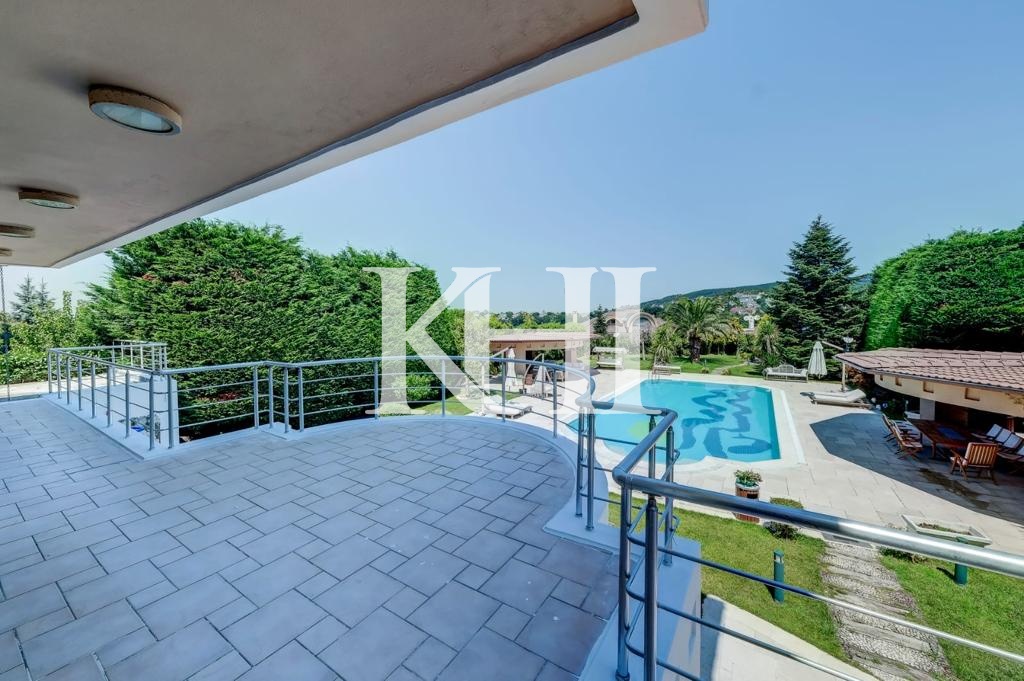 Spacious Luxury Villa in Beykoz