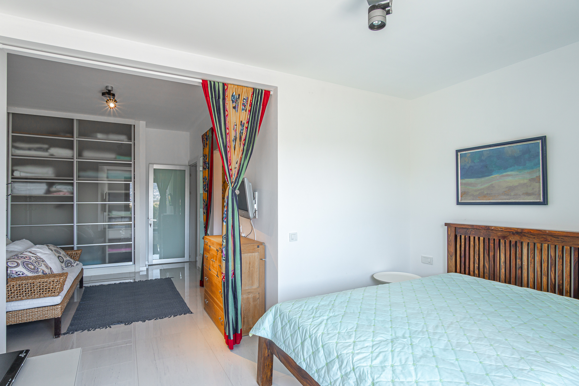 Luxury Villa with Sea-Views