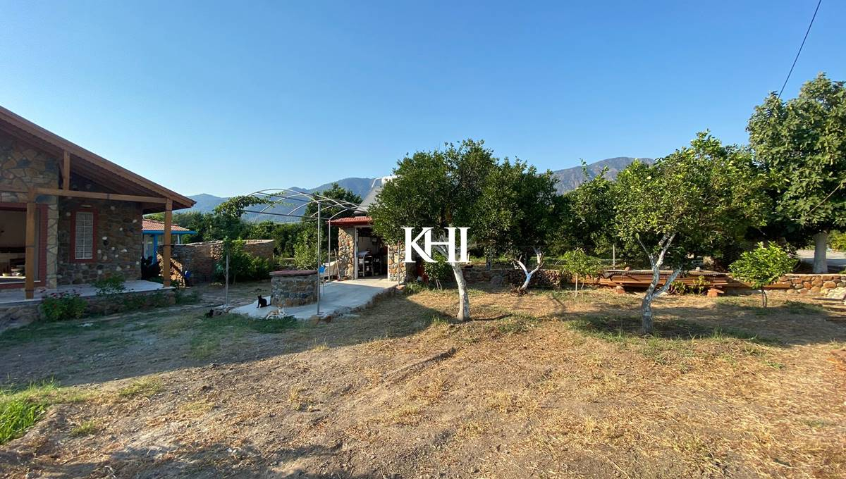 Characterful Koycegiz Cottage and Annexe