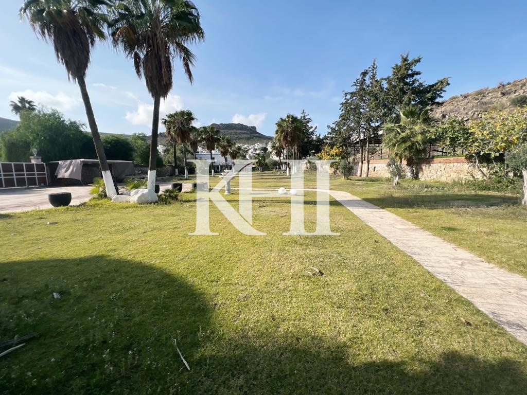 Private Sea Front Property