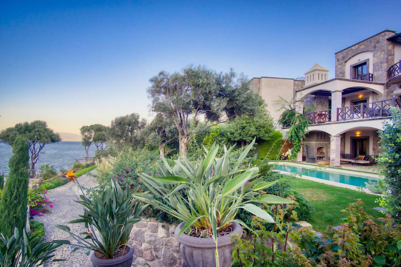 Stone-Built Seafront Villa in Bodrum