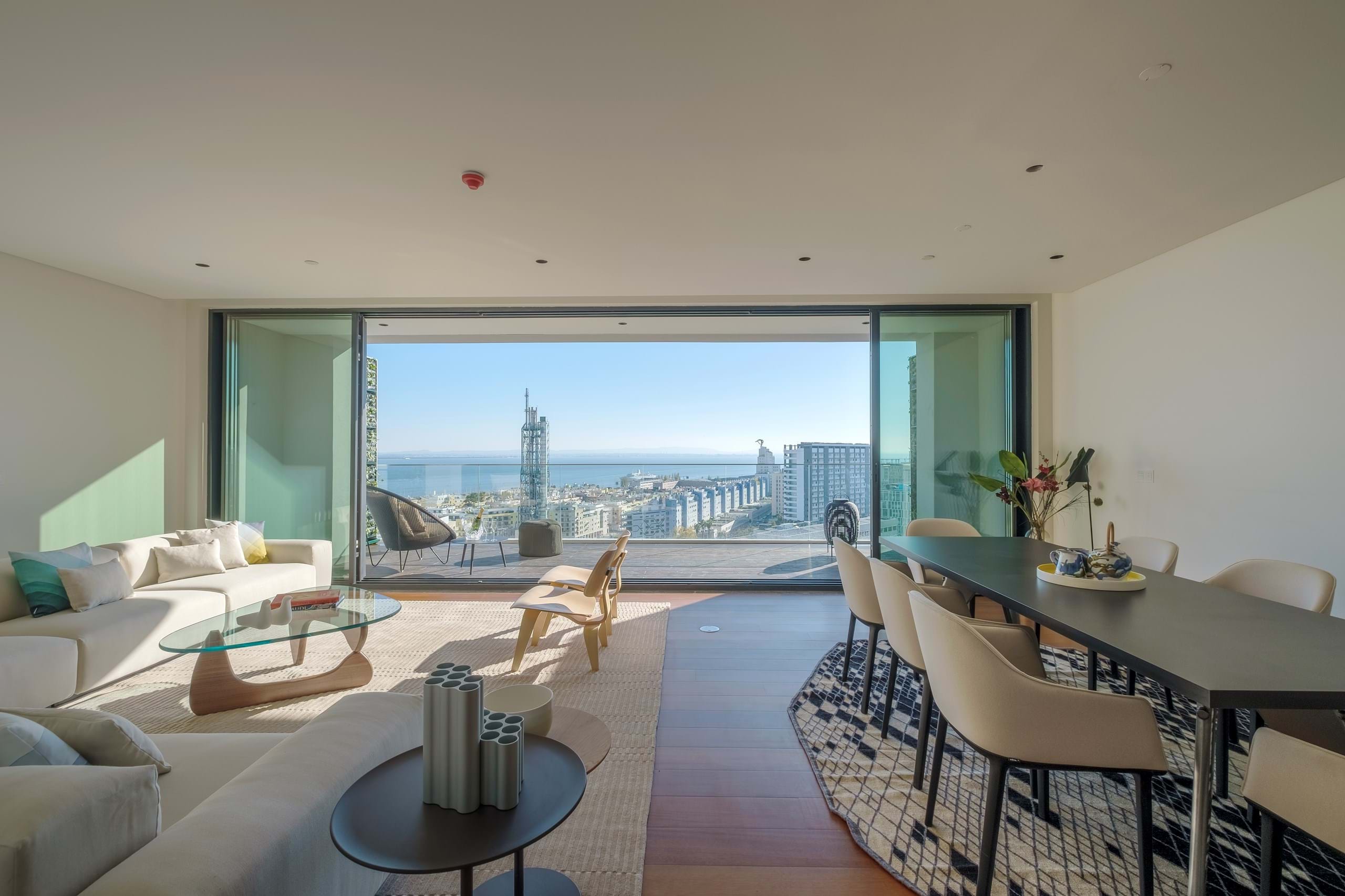 River-View Penthouses in Parque das Nacoes