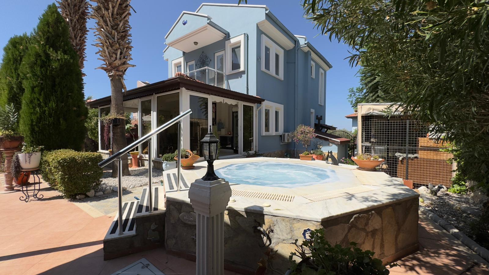 Superb Contemporary Villa in Ovacik