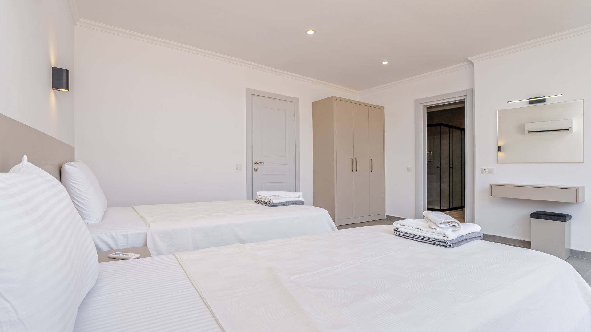 Stunning Villa in Ortaalan