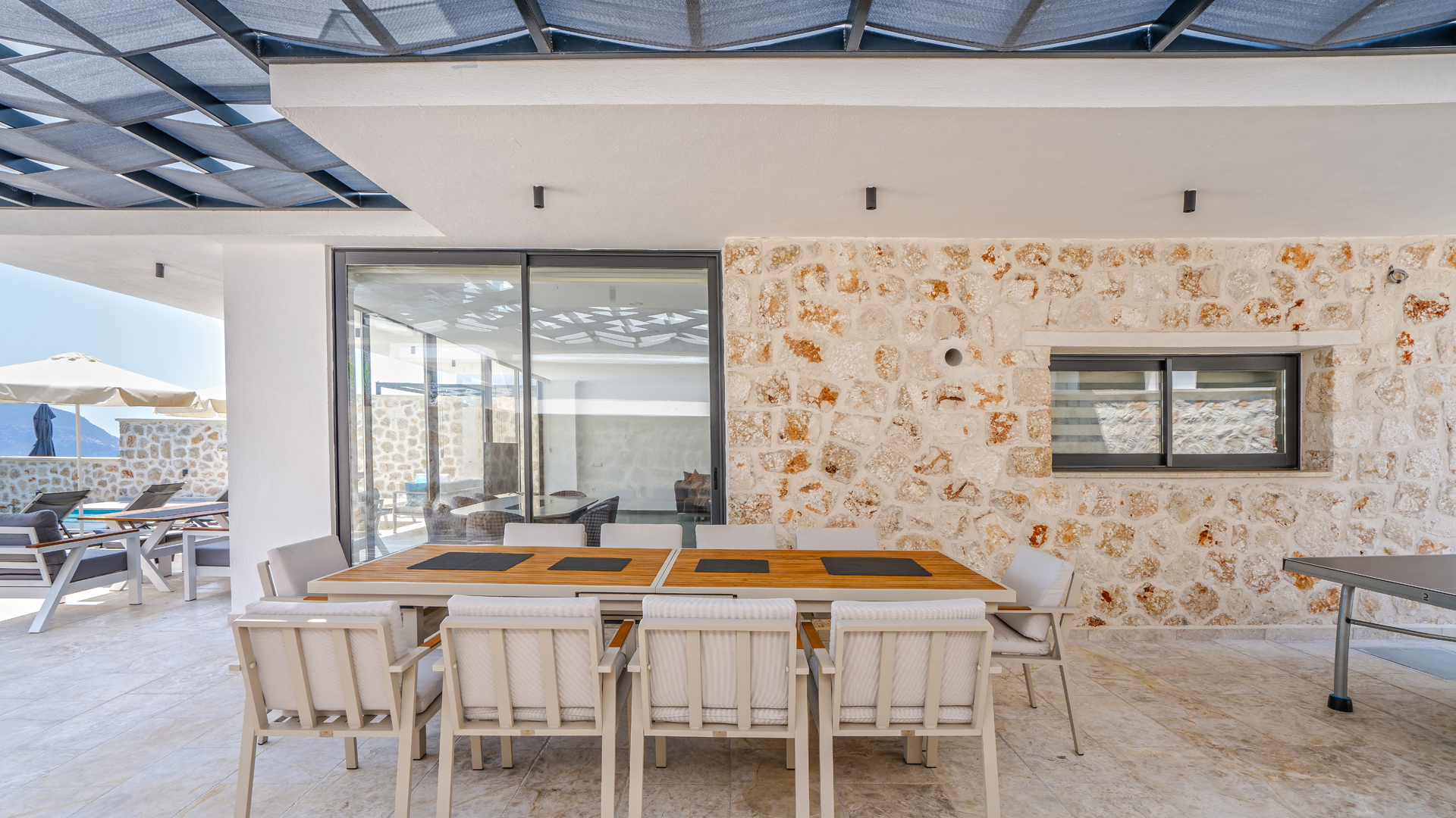 Stunning Villa in Ortaalan